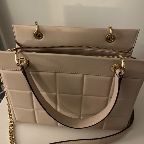 Brand New Michael Kors handbag - Picture 4 of 5